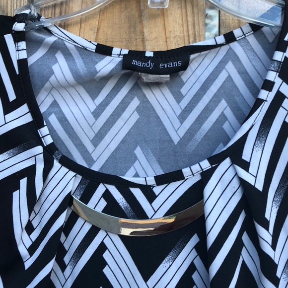 Chevron striped top - Picture 2 of 3